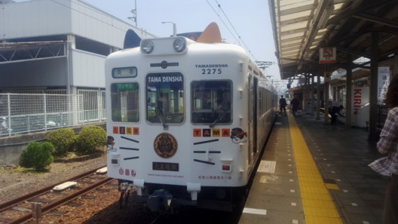 たま電車の正面、猫耳も付いてます